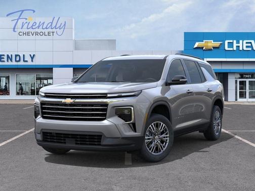 Sterling Gray Metallic 2026 Chevrolet Traverse LT