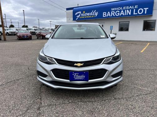Silver Ice Metallic 2017 Chevrolet Cruze LT
