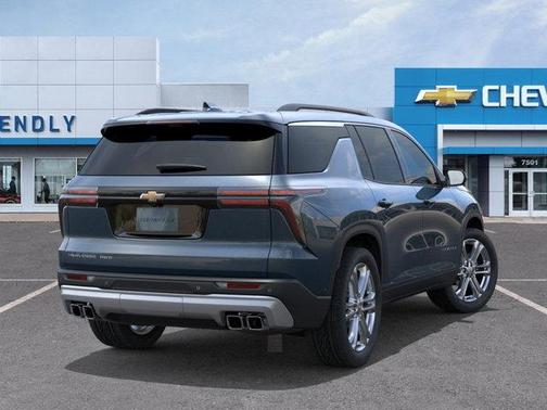 2025 Chevrolet Traverse LT