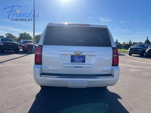 Iridescent Pearl Tricoat 2019 Chevrolet Suburban Premier
