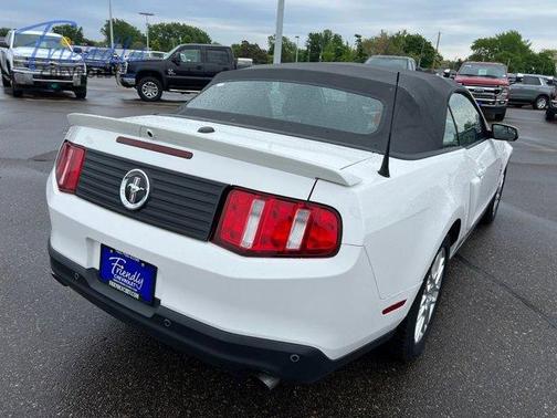 Performance White 2012 Ford Mustang V6 Premium