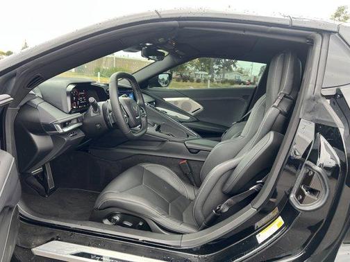 2024 Chevrolet Corvette Stingray w/2LT