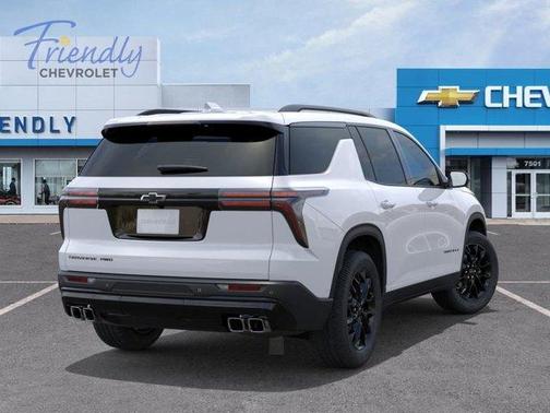 Summit White 2026 Chevrolet Traverse LT