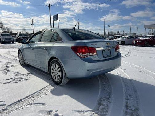 2011 Chevrolet Cruze LS