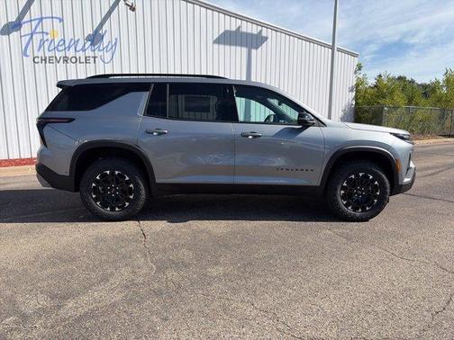 Sterling Gray Metallic 2027 Chevrolet Traverse Z71