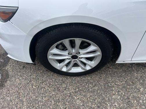 2017 Chevrolet Malibu 1LT