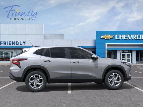 Sterling Gray Metallic 2026 Chevrolet Trax LS