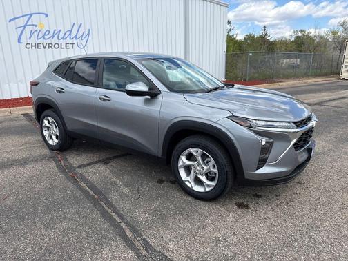 Sterling Gray Metallic 2026 Chevrolet Trax LS