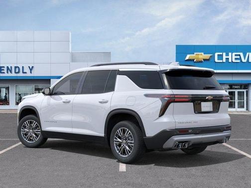 Summit White 2026 Chevrolet Traverse LT