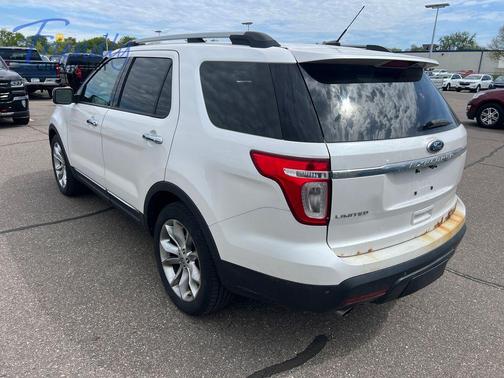 White Platinum Clearcoat Metallic 2011 Ford Explorer Limited