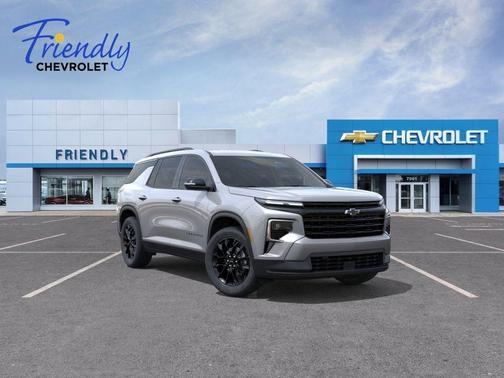 Sterling Gray Metallic 2026 Chevrolet Traverse LT