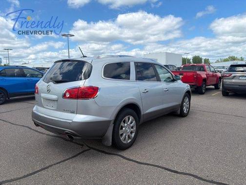 Quicksilver Metallic 2011 Buick Enclave CXL
