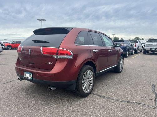 2015 Lincoln MKX Base
