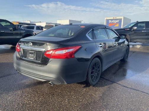 2017 Nissan Altima 2.5 SV