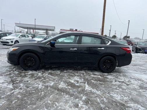 2017 Nissan Altima 2.5 SV