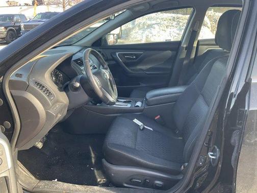 2017 Nissan Altima 2.5 SV