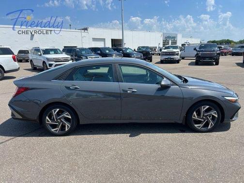 Gray 2025 Hyundai ELANTRA Limited