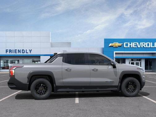 2025 Chevrolet Silverado EV LT