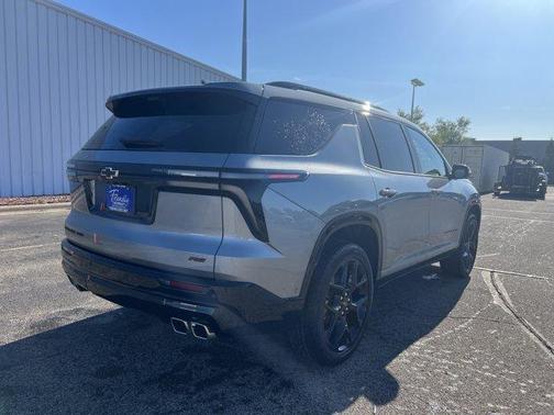 2025 Chevrolet Traverse RS