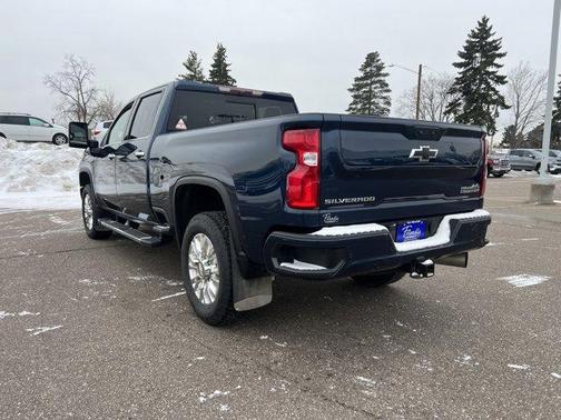 2022 Chevrolet Silverado 3500 High Country