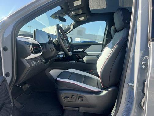 2025 Chevrolet Silverado EV RST