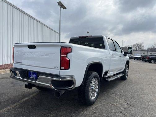 2025 Chevrolet Silverado 3500 LTZ