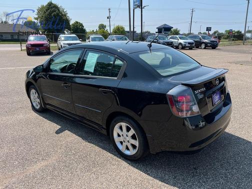 Super Black 2009 Nissan Sentra 2.0 SR FE+