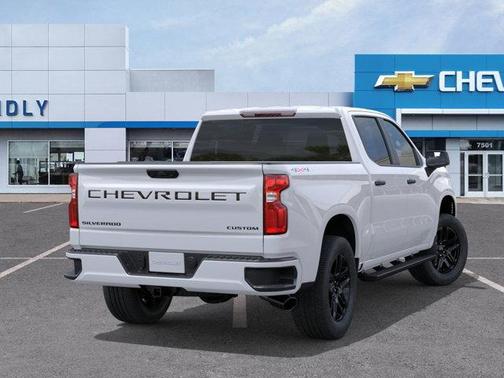 2026 Chevrolet Silverado 1500 Custom