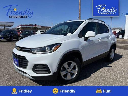 Summit White 2022 Chevrolet Trax LT