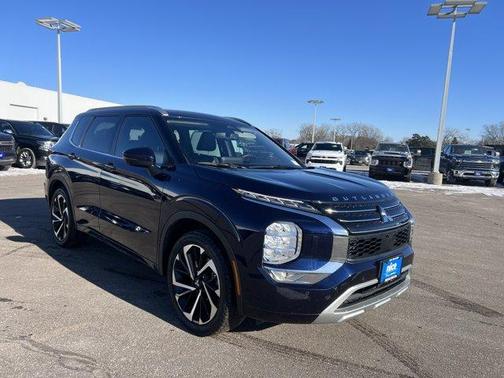 2023 Mitsubishi Outlander SEL