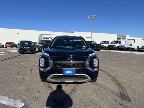 2023 Mitsubishi Outlander SEL