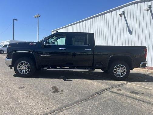 2025 Chevrolet Silverado 3500 LTZ