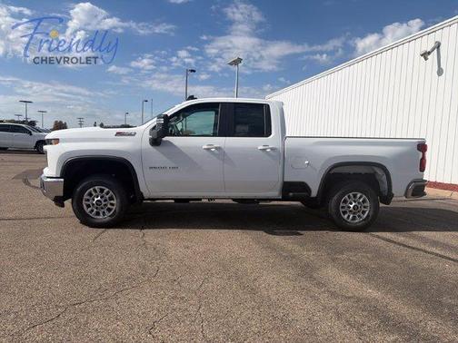 Summit White 2026 Chevrolet Silverado 2500 LT