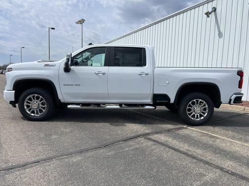 2025 Chevrolet Silverado 3500 LT