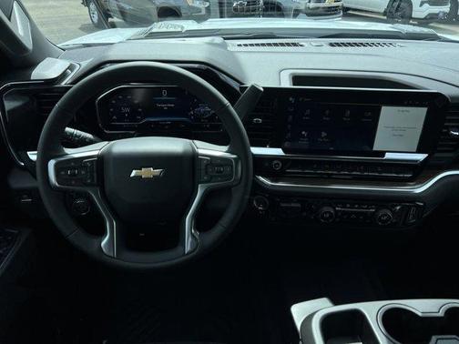 2025 Chevrolet Silverado 3500 LT