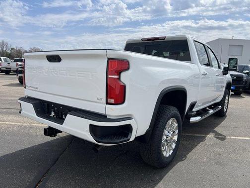 2025 Chevrolet Silverado 3500 LT