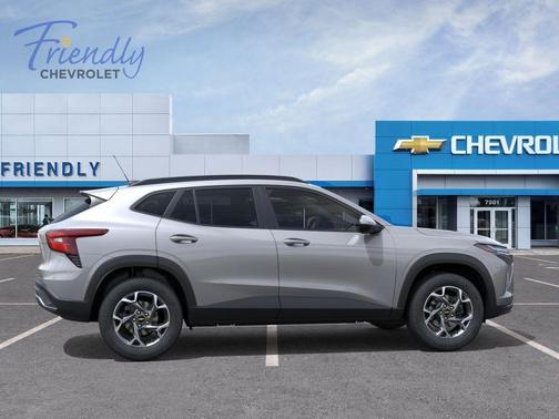Sterling Gray Metallic 2026 Chevrolet Trax LT