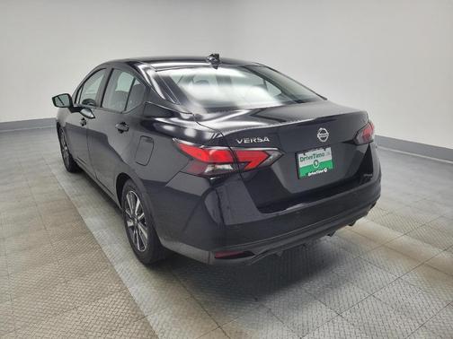 2021 Nissan Versa 1.6 SV