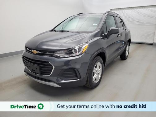 Gray 2017 Chevrolet Trax LT