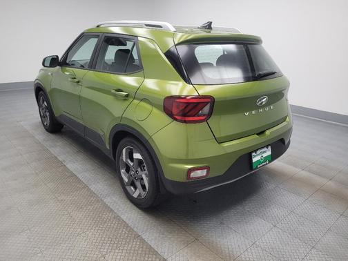 2022 Hyundai VENUE SEL