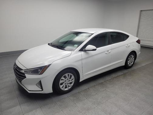 2019 Hyundai ELANTRA SE