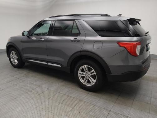 Carbonized Gray Metallic 2022 Ford Explorer XLT