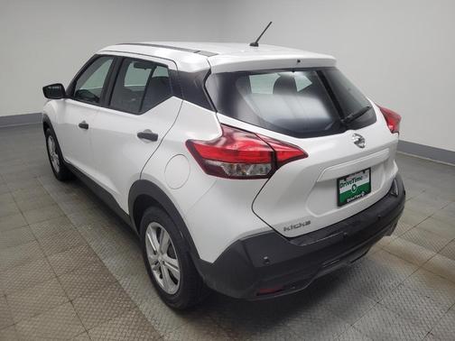 2020 Nissan Kicks S