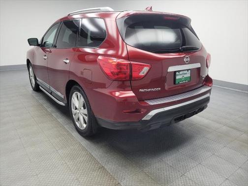 2019 Nissan Pathfinder SL
