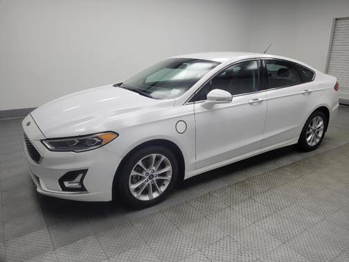 2020 Ford Fusion Plug-In Hybrid Titanium