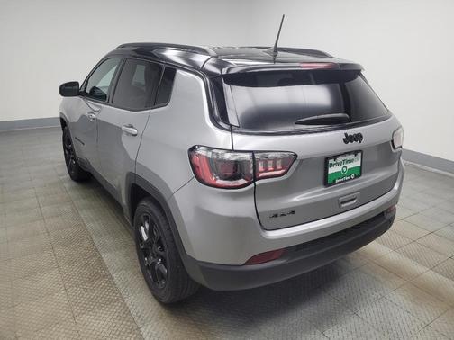 Billet Silver Metallic Clearcoat 2022 Jeep Compass Latitude