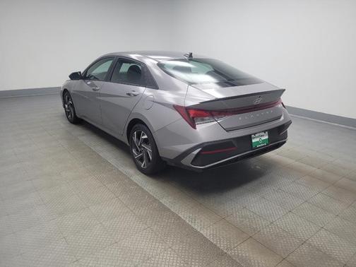 Fluid Metal 2025 Hyundai ELANTRA Sport