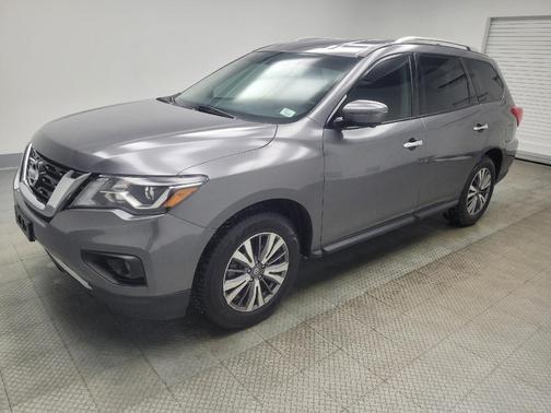 2019 Nissan Pathfinder SL