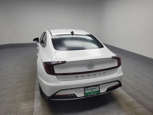 2023 Hyundai SONATA SE