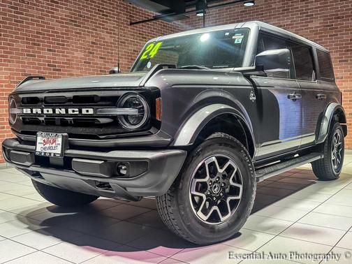 2024 Ford Bronco Outer Banks